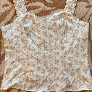 Elegant Floral Lace-Textured Camisole in White with Peach Accents